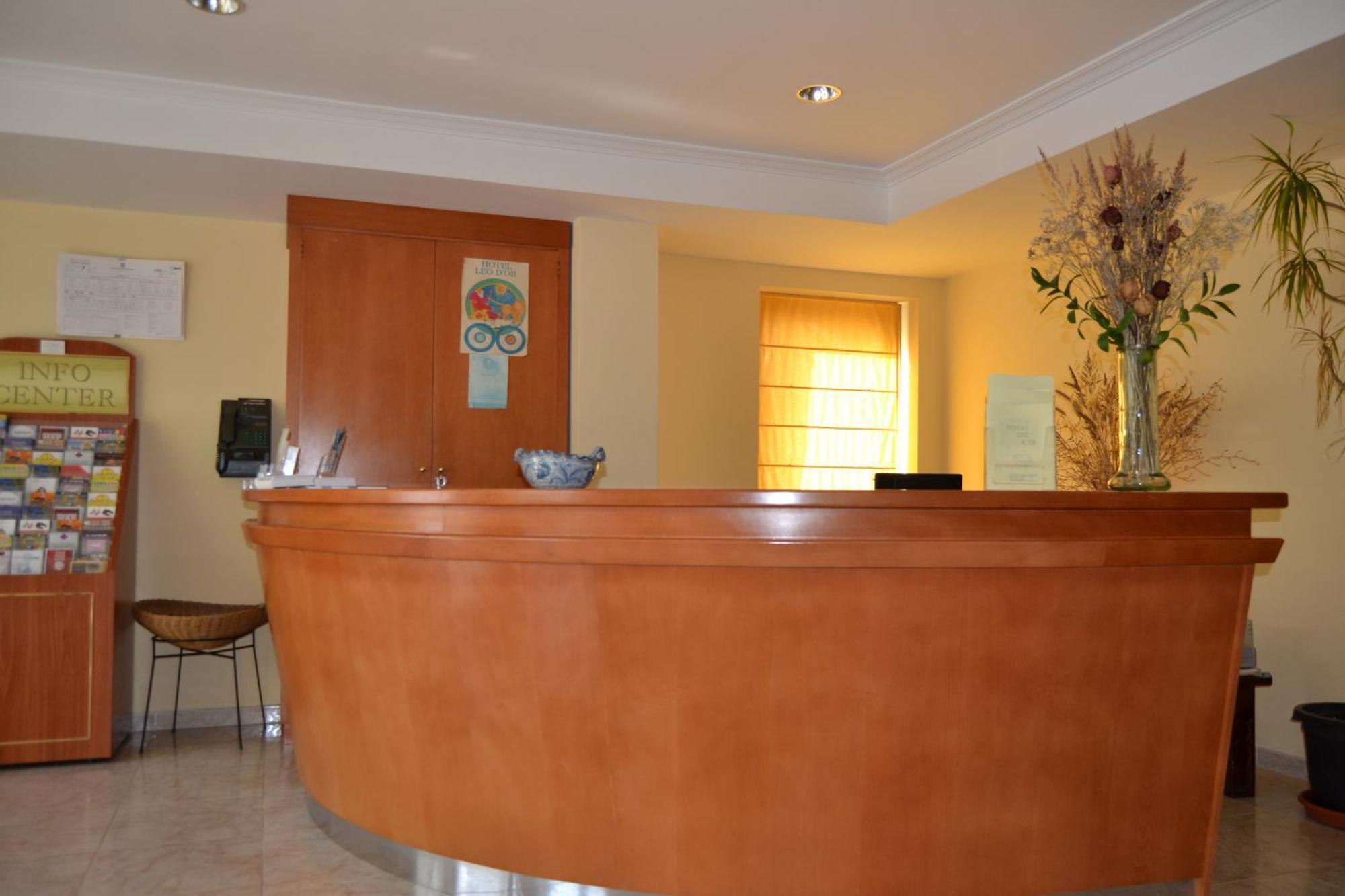 Hostal Leo D'Or Cala D´Or المظهر الخارجي الصورة