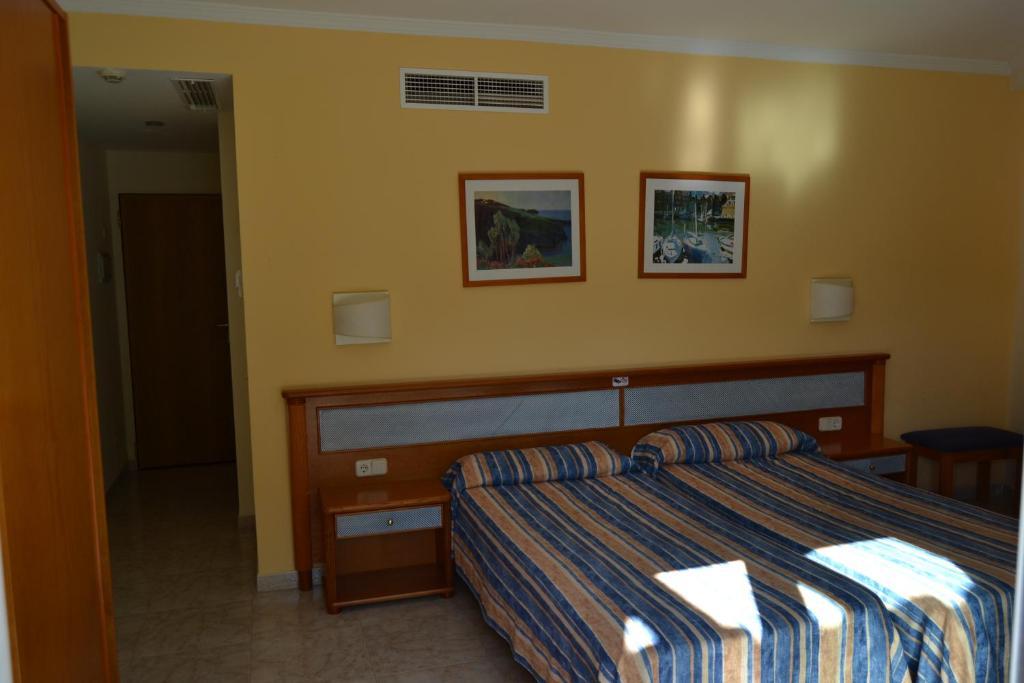 Hostal Leo D'Or Cala D´Or الغرفة الصورة